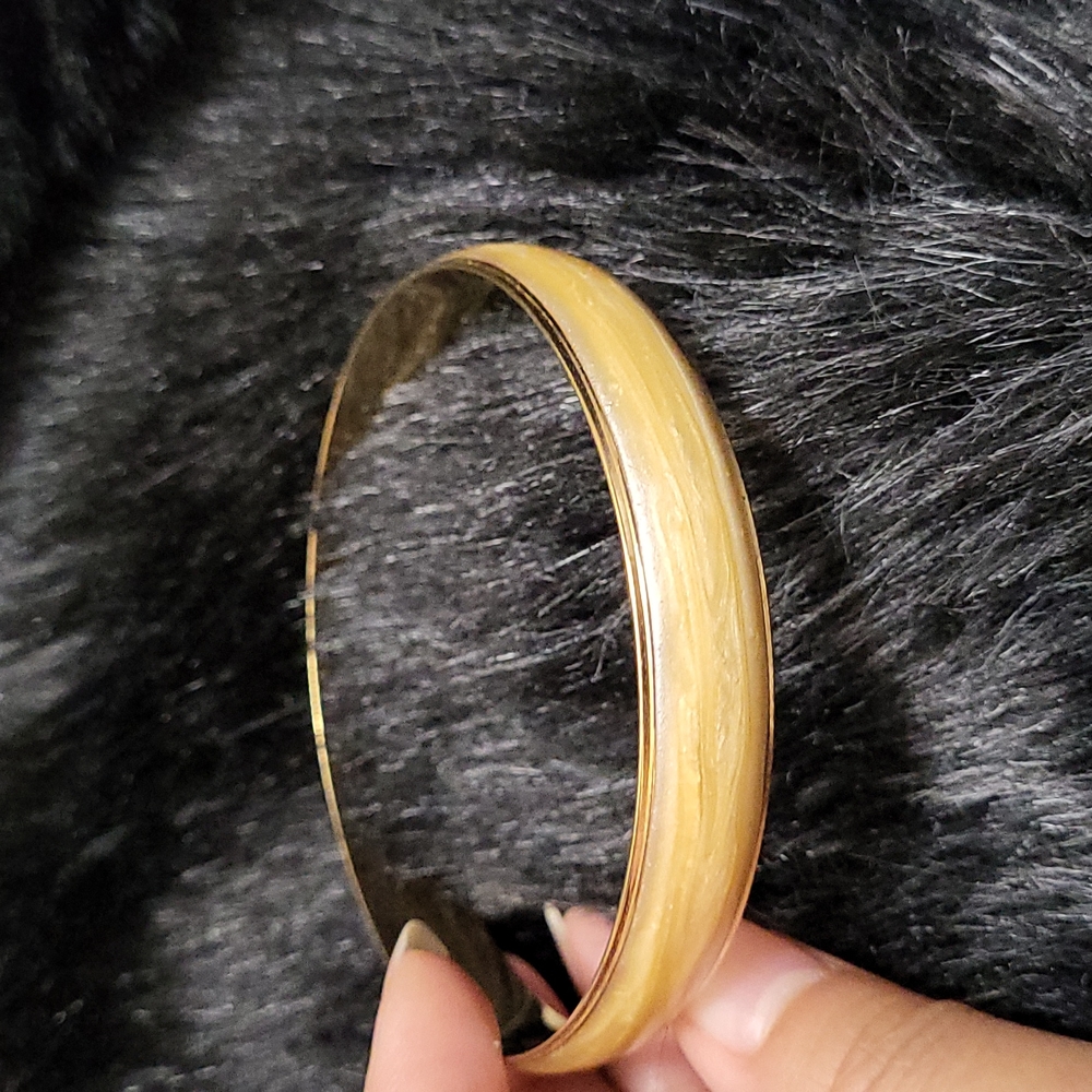 Avon bracelet